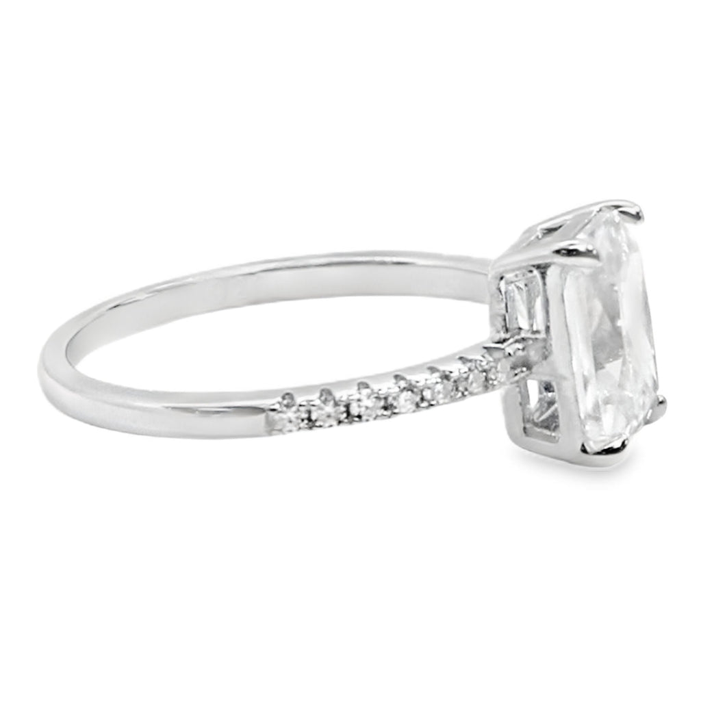 Sterling Silver Emerald Cut 6MM*8MM 2.0CT Moissanite Ring