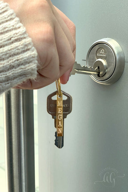 Simple Bar Key Chain - Allyanna GiftsGIFTS